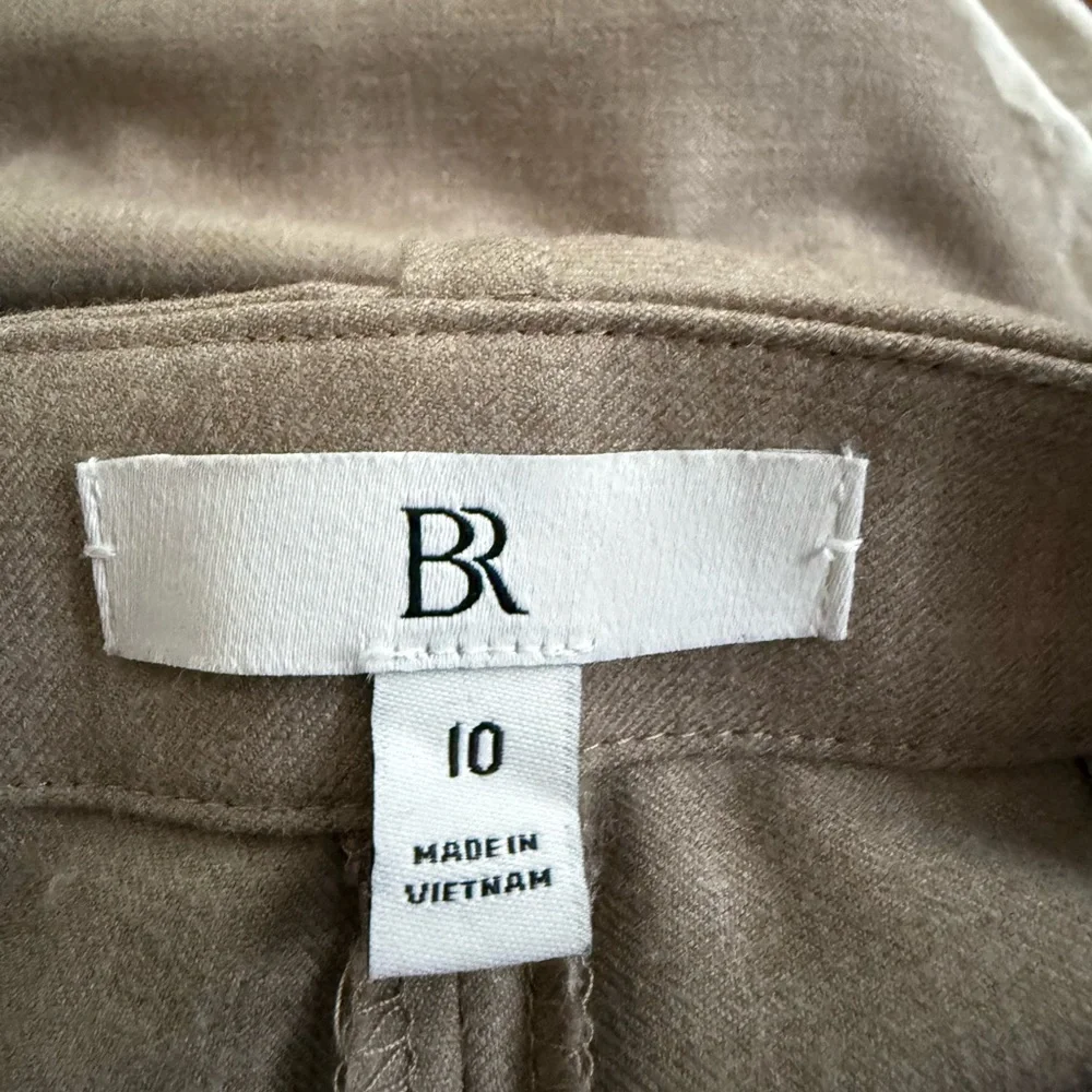 Banana Republic High-Rise Modern Straight Lightweight Wool Flannel Pants - Picture 6 of 8